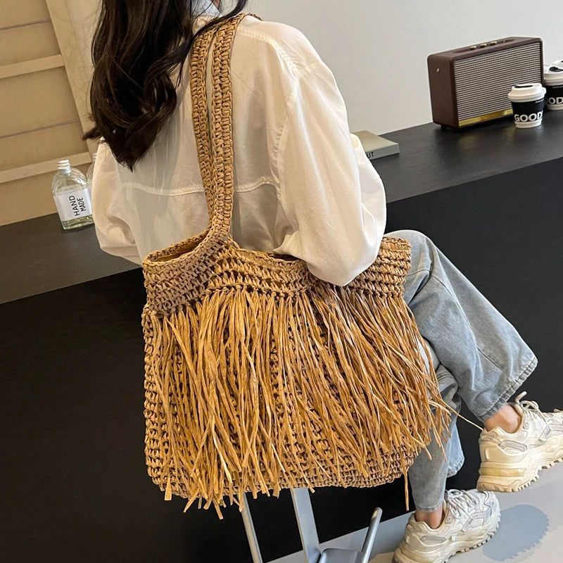 Casual Tassel Woven Women Shoulder Bags Handmade Fringe Lady Handbags Summer Beach Large Tote Bag Shopper Purse for Vacation